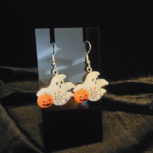 Trick-or-Treating Ghost Earrings